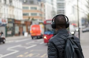 wireless earbuds